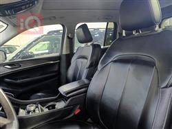 جیپ گراند شیرۆکی